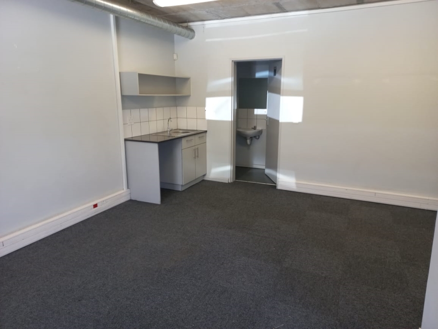 To Let commercial Property for Rent in Maitland Western Cape